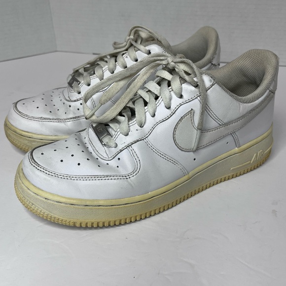 Nike Air Force 1 White Sneakers - Picture 1 of 12